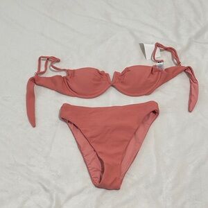 🌷 NWT Dippin Daisy’s High Rise Bikini